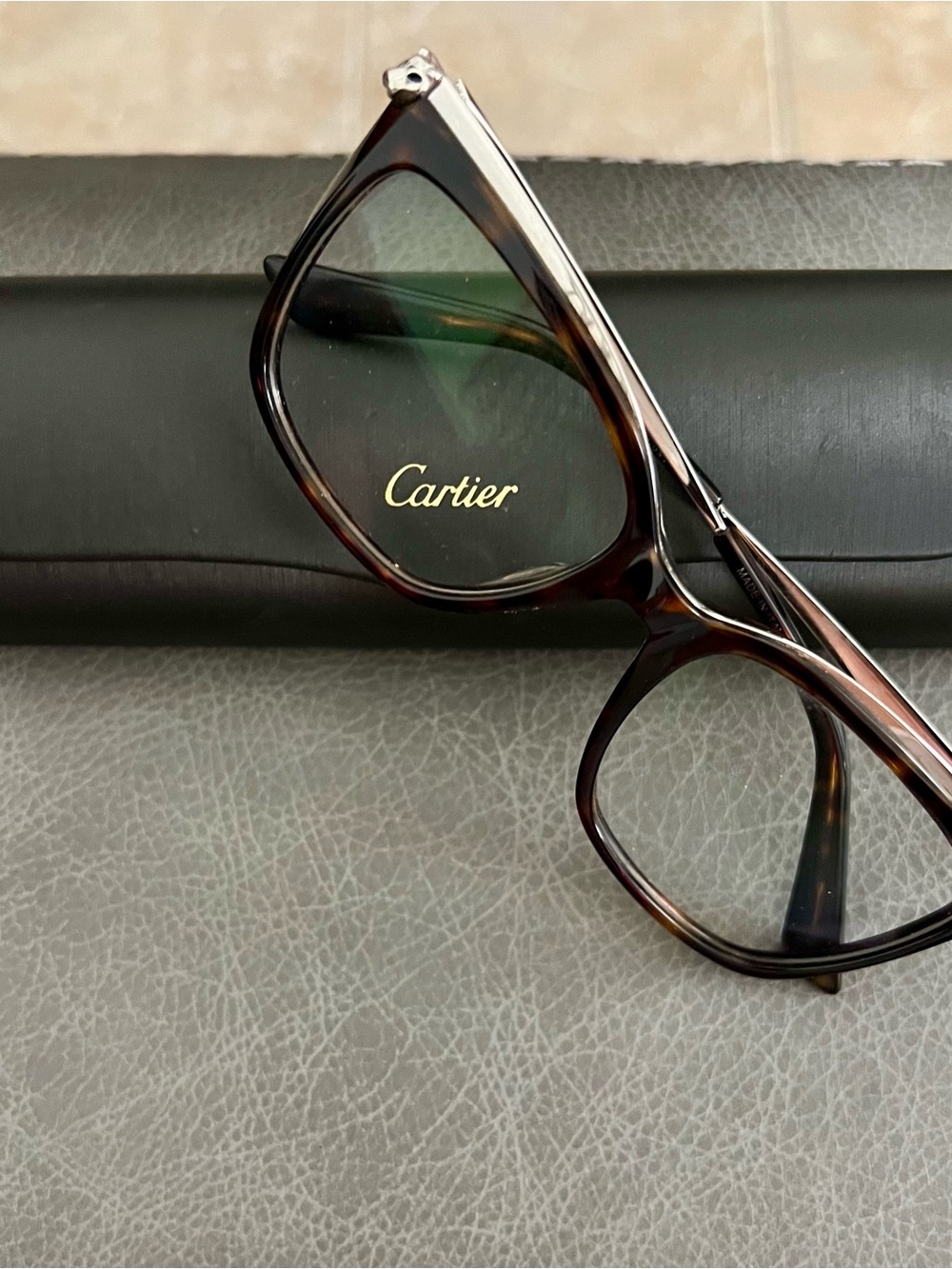 Cartier Brown Tortoiseshell Frames w/Gold Script & case—like new condition!